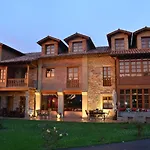 Casona De Tresali 3*