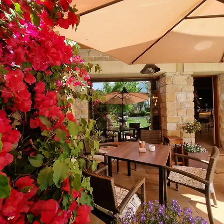 Casona De Tresali 3*