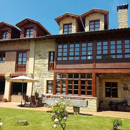 Hotell Casona De Tresali