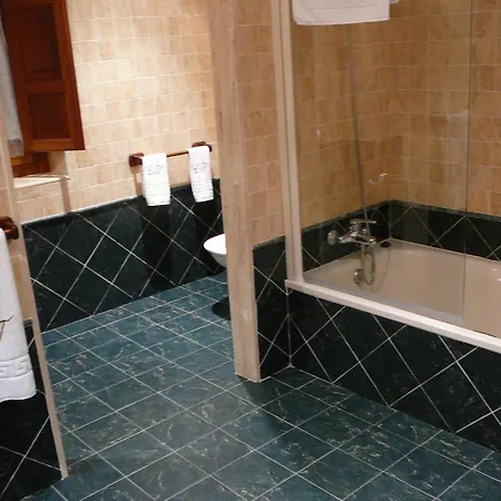 Casona De Tresali فندق Argüero