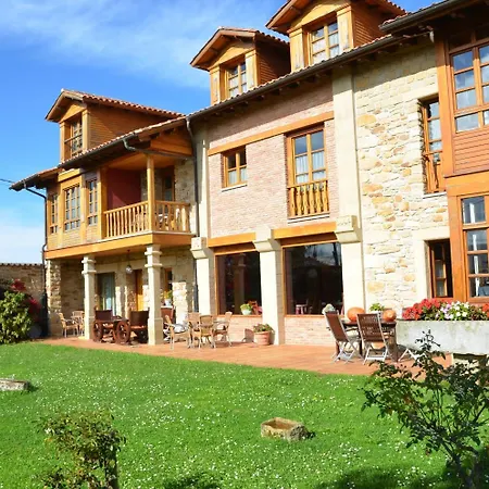 Casona De Tresali فندق 3*