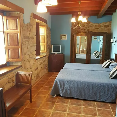 Casona De Tresali Argüero